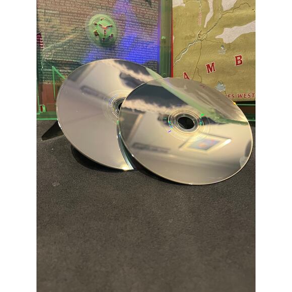 Xbox one Red dead II redemption 2 disc- complete- Preowned - Picture 2 of 5